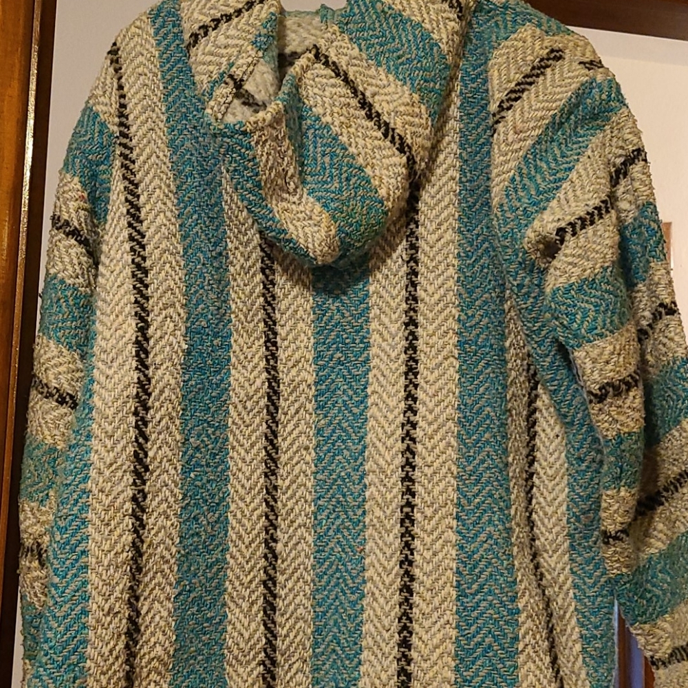 Drug rug with hood - Picture 2 of 3